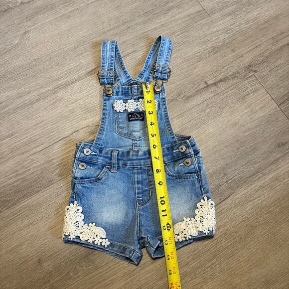 Jordache Toddler Girl 2T Denim Shortalls Lace Floral Trim Adjustable Straps - Picture 10 of 10
